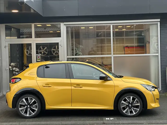 Peugeot 208 1.2 PureTech GT-Line 2020 Benzine 8