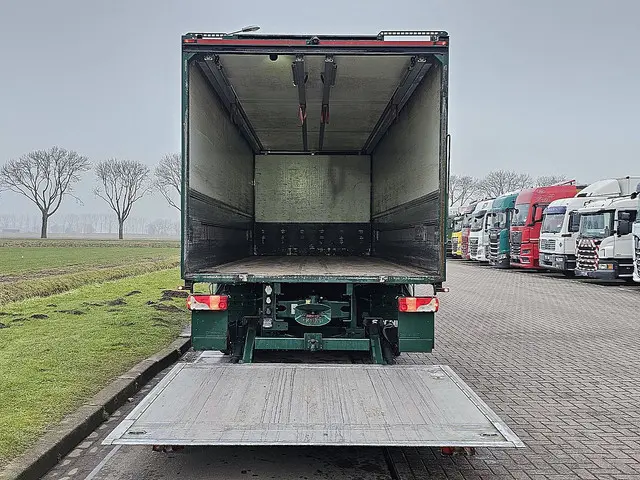 Scania P P320 2017 Diesel 14