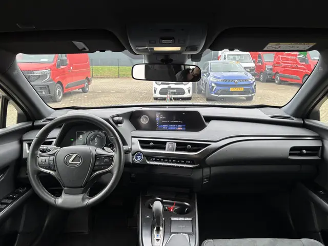 Lexus UX 300e Business 54 kWh 2020 Elektrisch 3