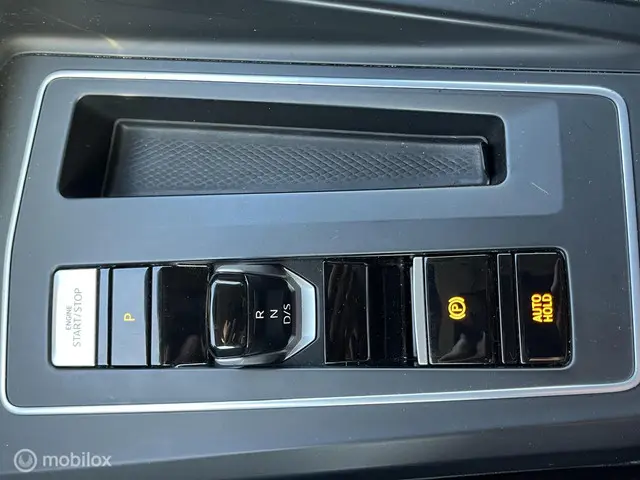 Volkswagen Golf 1.5 eTSI Life Business 2022 Benzine 14