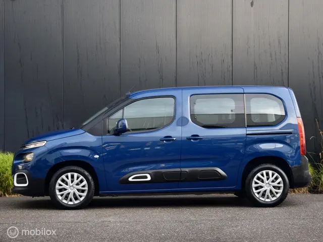 Citroën Berlingo combi 1.2 PureTech Live 2020 Benzine 2
