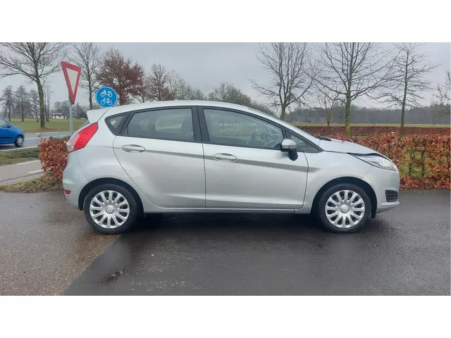 Ford Fiesta 1.0 Style 2015 Benzine 14