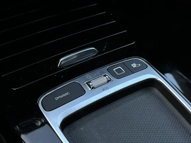 Mercedes-Benz CLA 200 d AMG Line 2025 Diesel 24