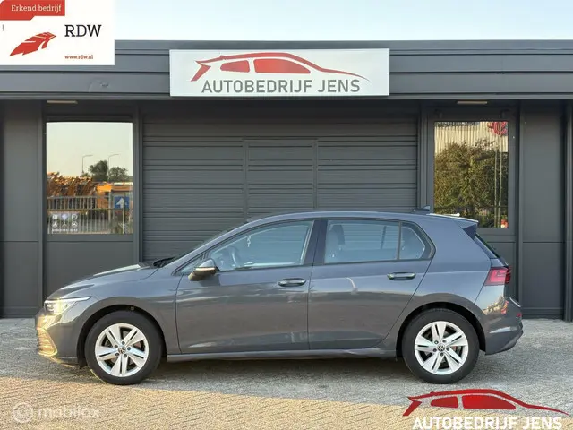 Volkswagen Golf 1.5 TSI Style | 6mnd Garantie 2020 Benzine 2