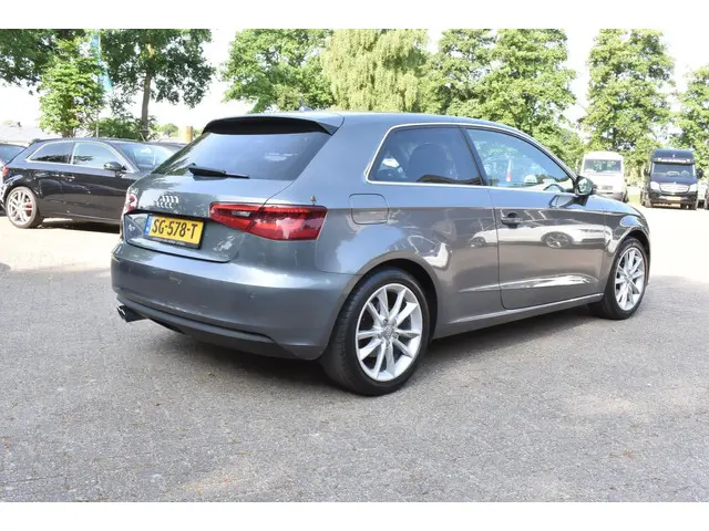 Audi A3 1.4 TFSI Ambition Pro Line S 2013 Benzine 4