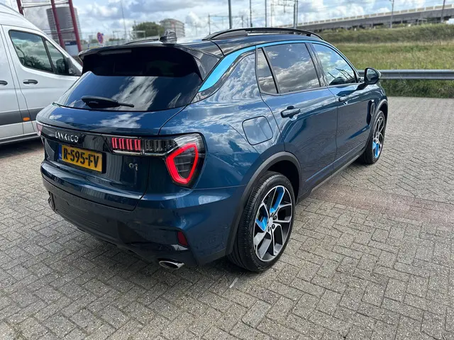 Lynk & Co 01 1.5, NL Auto,360 Camera 2022 Hybride Benzine 2