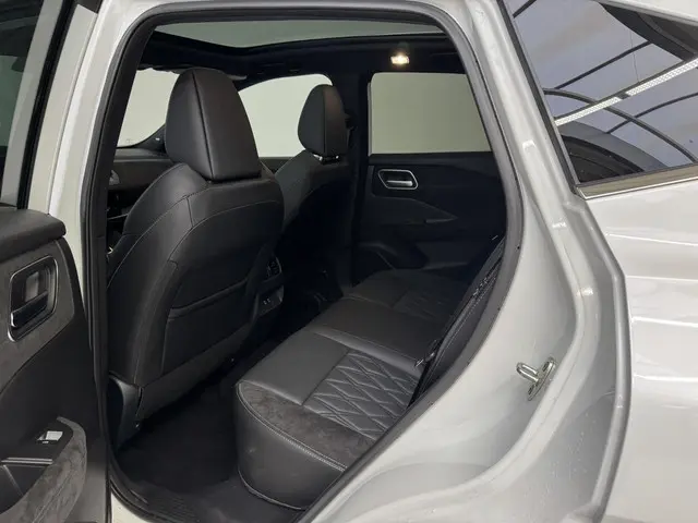 Nissan QASHQAI 1.3 MHEV Xtronic Tekna Plus 2025 Benzine 30