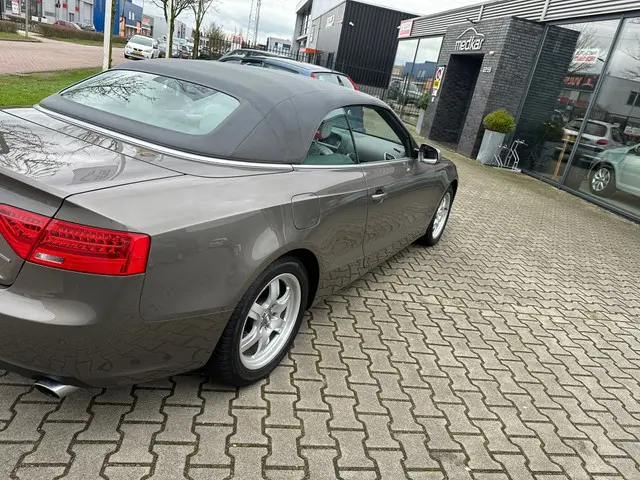 Audi A5 Cabriolet 2.0 TFSI q. Sp.Ed.OD 2014 Benzine 8