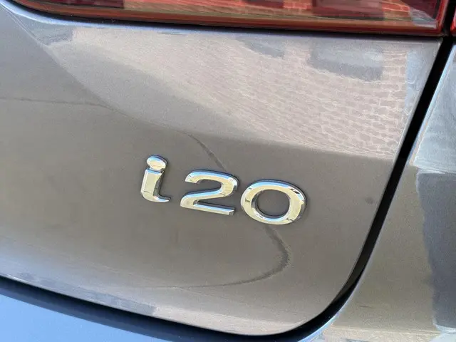 Hyundai i20 1.0 T-GDI Essence 2016 Benzine 29