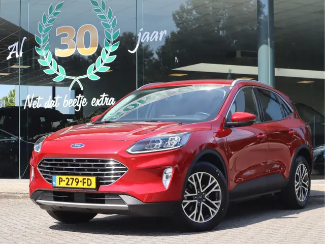 Ford Kuga 2.5 PHEV Titanium X 2022 Hybride Benzine 47