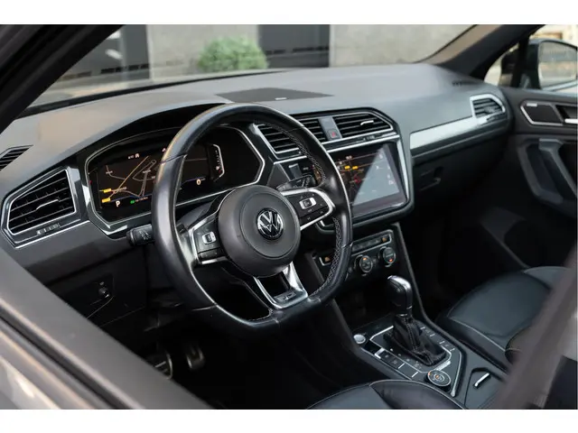 Volkswagen Tiguan 2.0 TSI 4Motion | 3X R-Line 2019 Benzine 8