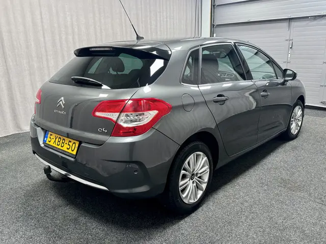 Citroën C4 1.2 PureTech Exclusive 2014 Benzine 4