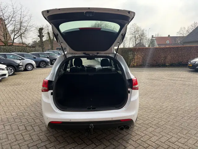 Kia cee'd 1.0 T-GDi GT-Line 2016 Benzine 8