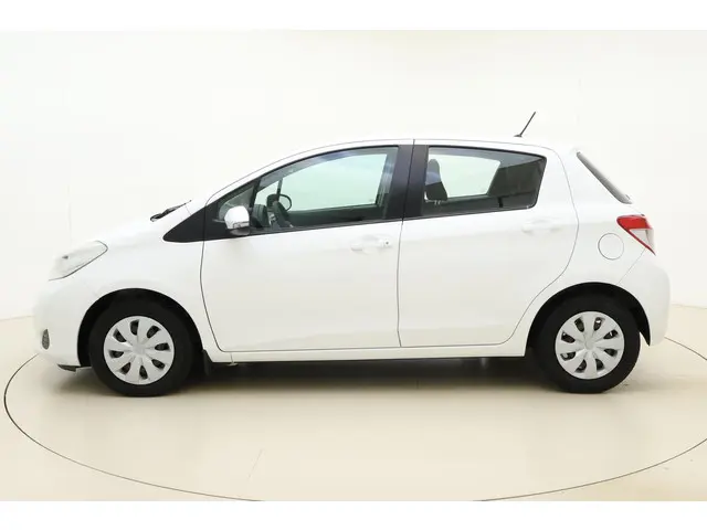 Toyota Yaris 1.0 VVT-i Now 2014 Benzine 5
