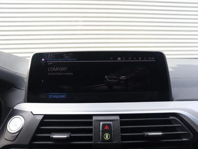 BMW X3 xDrive30e 2021 Hybride Benzine 26