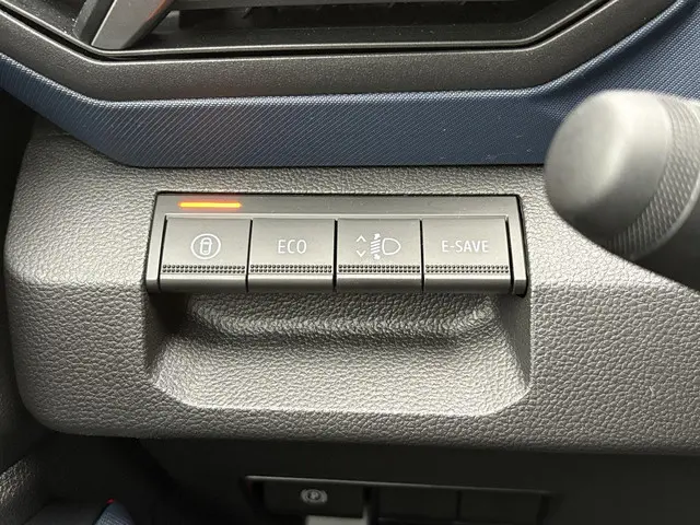 Dacia Duster 1.6 Hybrid Journey 2025 Hybride Benzine 26