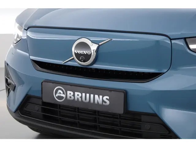 Volvo C40 S.M. Ext. Range Ultimate 82 kWh 2024 Elektrisch 23