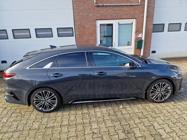 Kia ProCeed 1.4 T-GDI GT-PlusLine 2020 Benzine 9