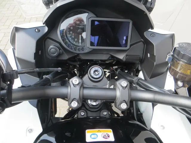 Kawasaki Versys 1100 SE 2025 Benzine 13