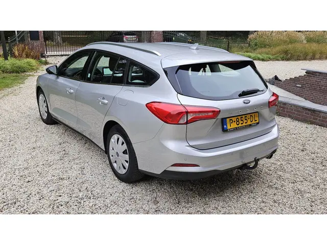 Ford Focus Wagon 1.5 EcoBlue Trend Edition 2019 Benzine 5