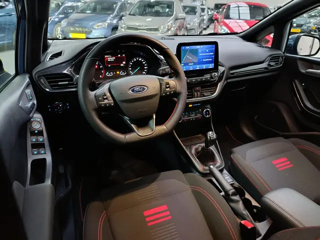 Ford Fiesta 1.0 EcoBoost Hybrid ST-Line X 2023 Benzine 5