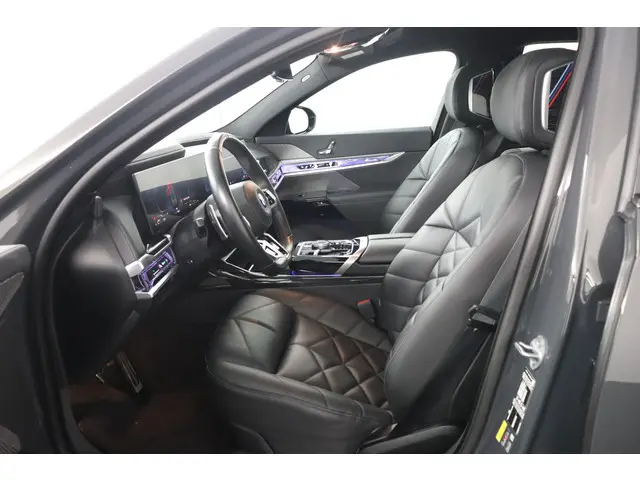 BMW 7 Serie 750e xDrive 2024 Hybride Benzine 14