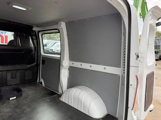 Maxus eDeliver3 50kWh 122PK 2022 Elektrisch 15