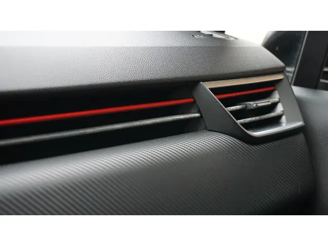 Renault Clio 1.0 TCe 92pk R.S. Line 5Drs 2022 Benzine 39