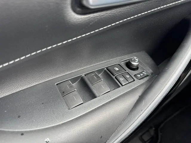 Toyota Corolla 1.8 Hybrid Dynamic 2021 Hybride Benzine 22