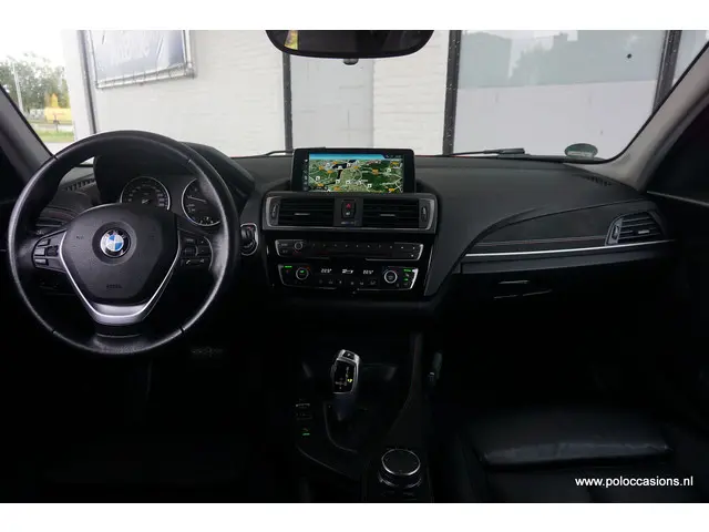 BMW 1 Serie 118i 2017 Benzine 8