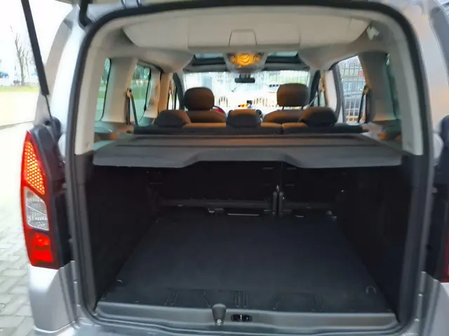 Peugeot Partner Tepee 1.2 PureTech Active 2016 Benzine 18
