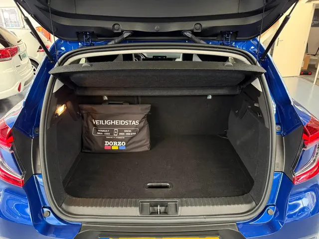 Renault Captur 1.0 TCe 100 Intens 2020 Benzine 31