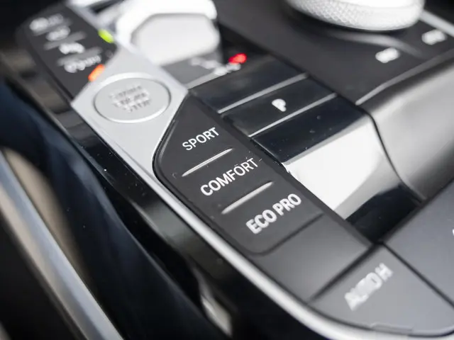 BMW 4 Serie Cabrio 430i 2024 Benzine 18