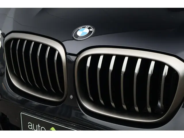 BMW X3 M40i xDrive High Executive 2017 Benzine 55