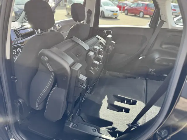 Fiat 500L 0.9 TwinAir CityCross 2019 Benzine 13