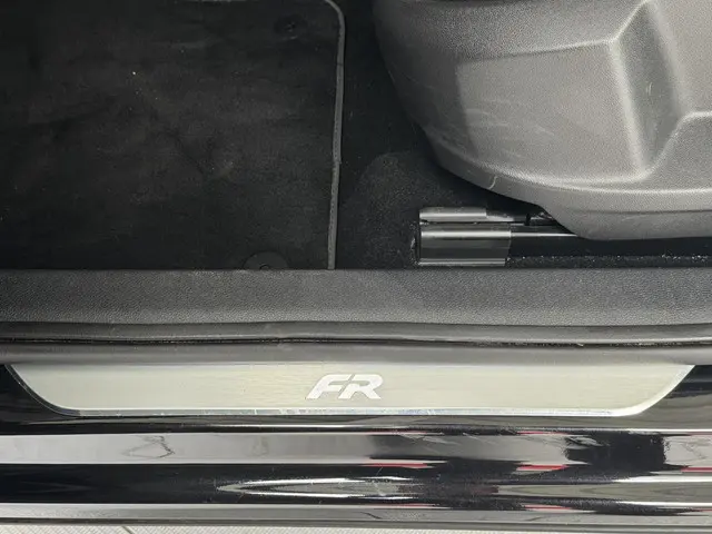 SEAT Ateca 1.5 TSI FR Business Intense 2022 Benzine 18