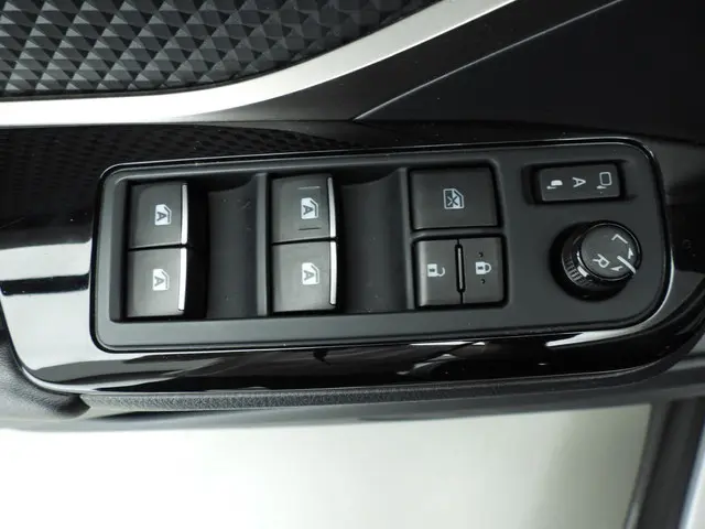 Toyota C-HR 1.8 Hybrid Dynamic 2019 Hybride Benzine 20