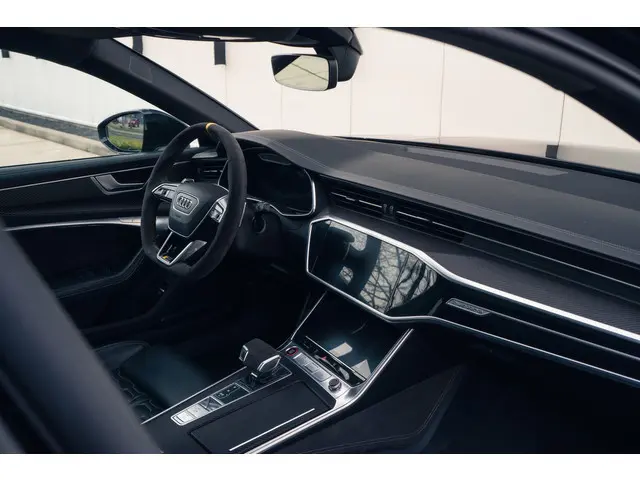 Audi RS6 A6 Avant TFSI quattro 2020 Benzine 16