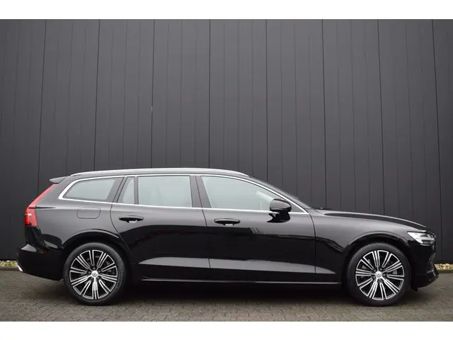 Volvo V60 2.0 T5 250pk Automaat Inscription 2019 Benzine 4