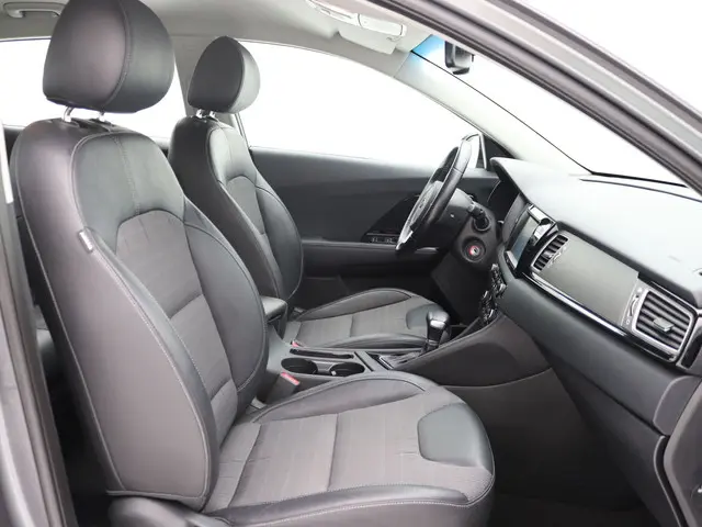 Kia Niro 1.6 GDi Hybrid DynamicLine 2018 Hybride Benzine 10