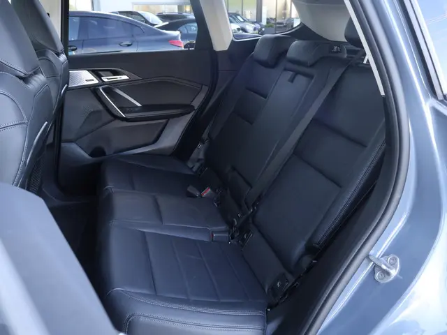 BMW X1 xDrive30e 2022 Hybride Benzine 21