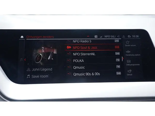 BMW 1 Serie 118i Advantage 2022 Benzine 28