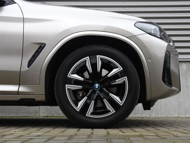 BMW iX3 High Executive 2022 Elektrisch 6