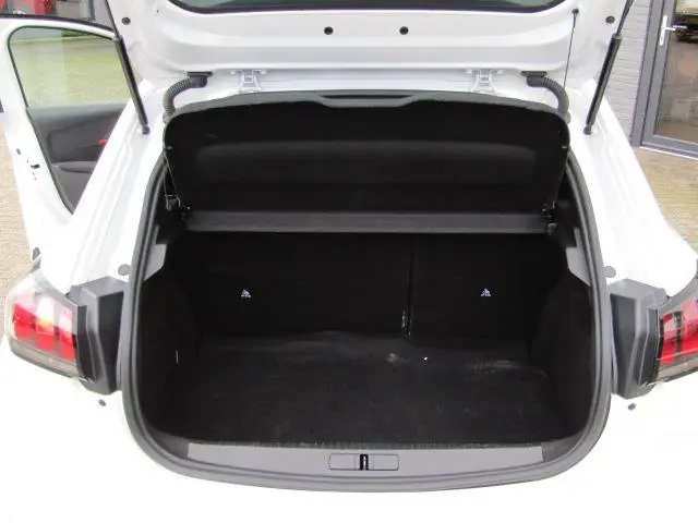 Peugeot 208 1.2 PureTech Active Pack 2023 Benzine 14