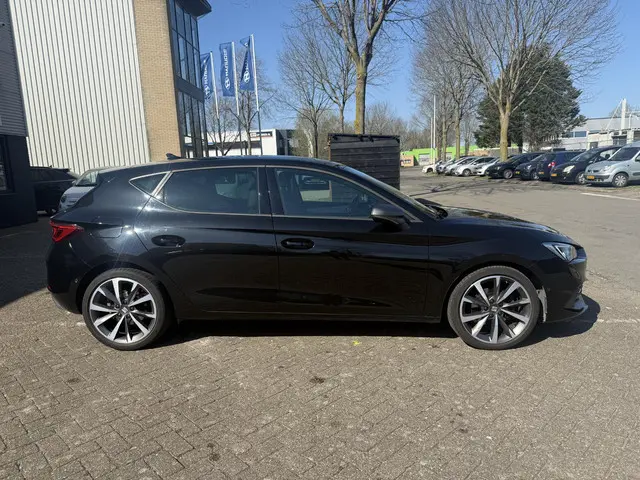 SEAT Leon 1.0 eTSI FR Business Intense 2021 Benzine 5