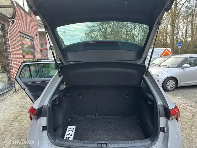 Škoda Scala 1.0 TSI Sport Business 2020 Benzine 12