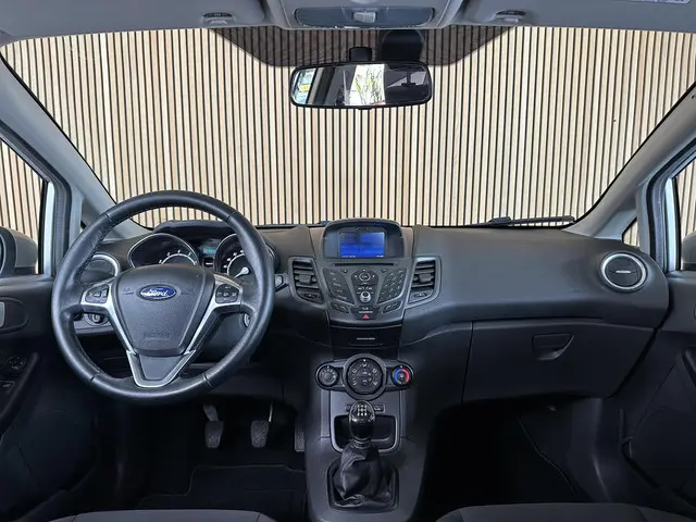 Ford Fiesta 1.0 Style Ultimate 2017 Benzine 12