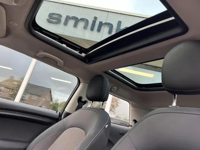 MINI Cooper Mini 1.5 Business 2015 Benzine 7