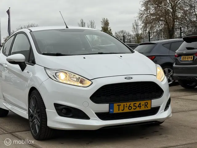 Ford Fiesta 1.0 EcoBoost ST-Line 2016 Benzine 16