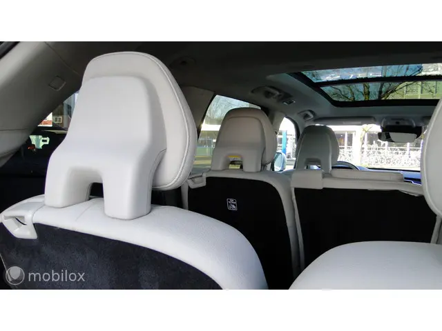 Volvo XC90 2.0 T6 AWD Momentum, 2016 2016 Benzine 33